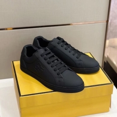 Fendi Low Shoes